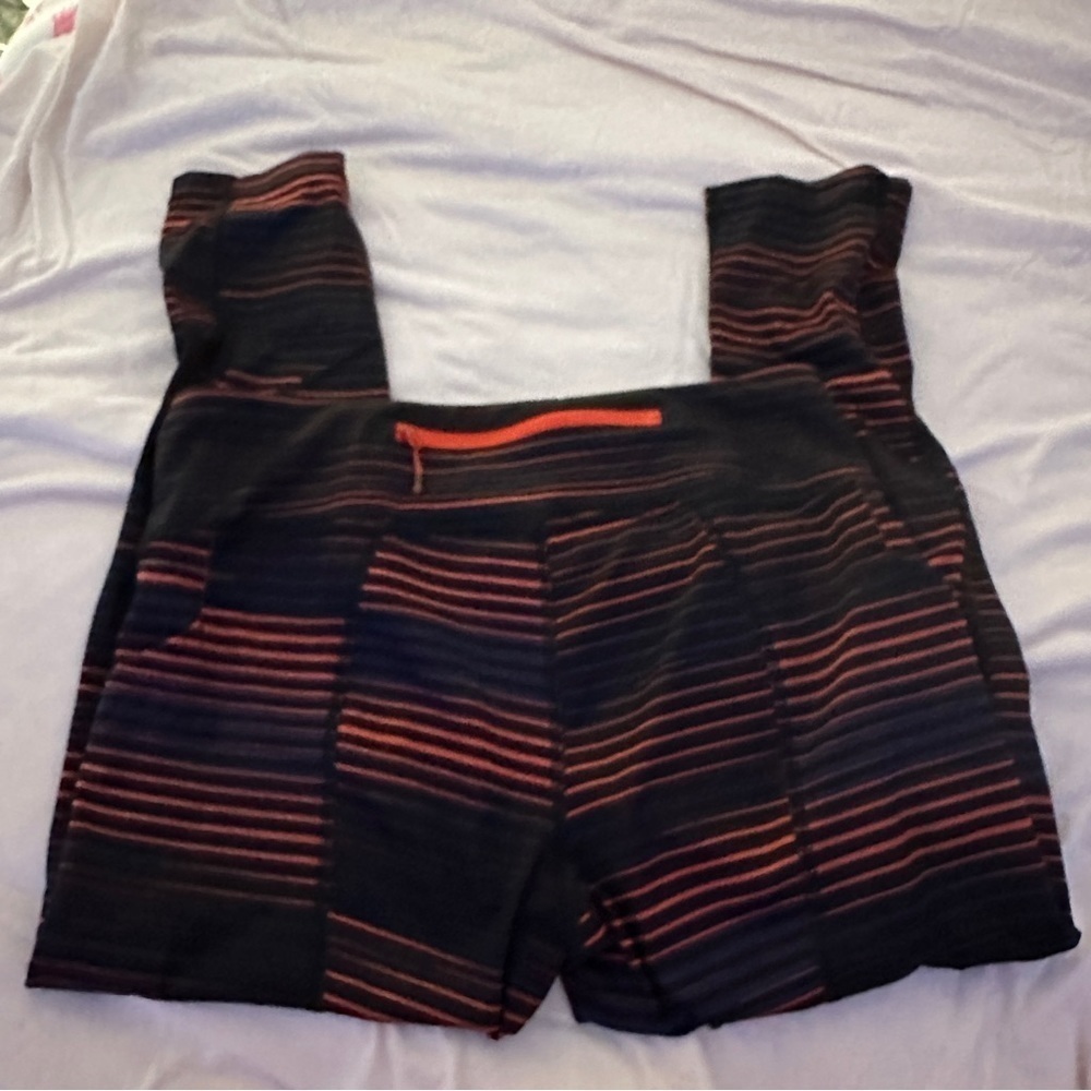 Lululemon Pace Rival Crop Twisted Dune Alarming Black size 6 - Picture 5 of 8